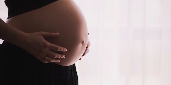Online-Arztpraxis Zava - Neue Studie zum Kinderwunsch: Darum vertagen Frauen die Familienplanung!