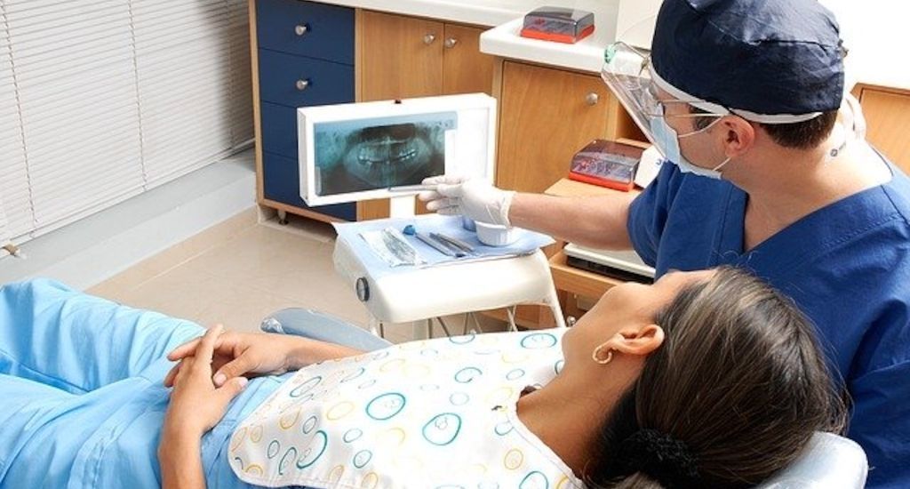 Zahnarztportal Odontolo: Bis zu 250.000 Schutzmasken pro Woche für Zahnärzte!
