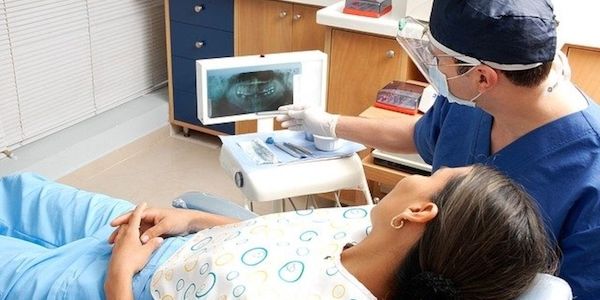 Zahnarztportal Odontolo: Bis zu 250.000 Schutzmasken pro Woche für Zahnärzte!