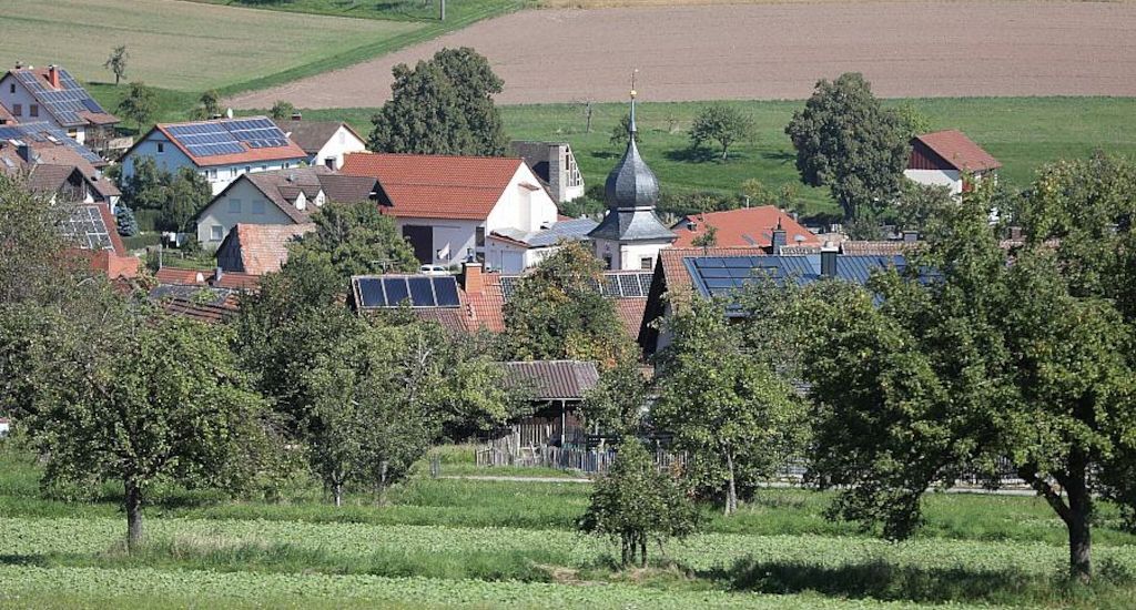 Jeder dritte Hausbesitzer will bis 2026 Solaranlage kaufen