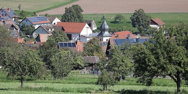 Jeder dritte Hausbesitzer will bis 2026 Solaranlage kaufen