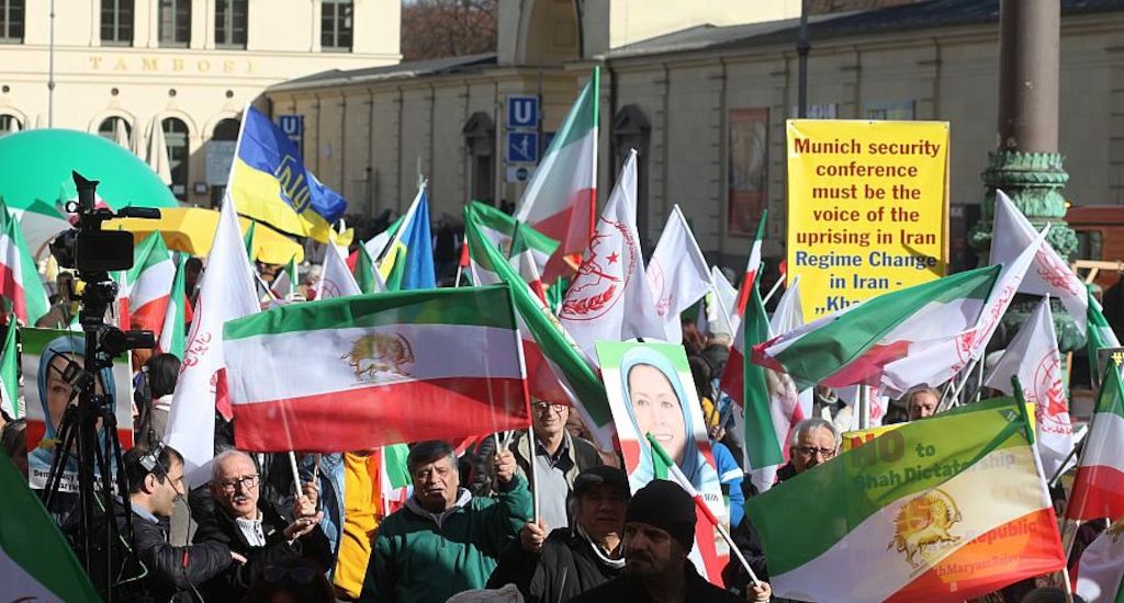 Röttgen sieht Iran-Politik von Bundesregierung und EU gescheitert