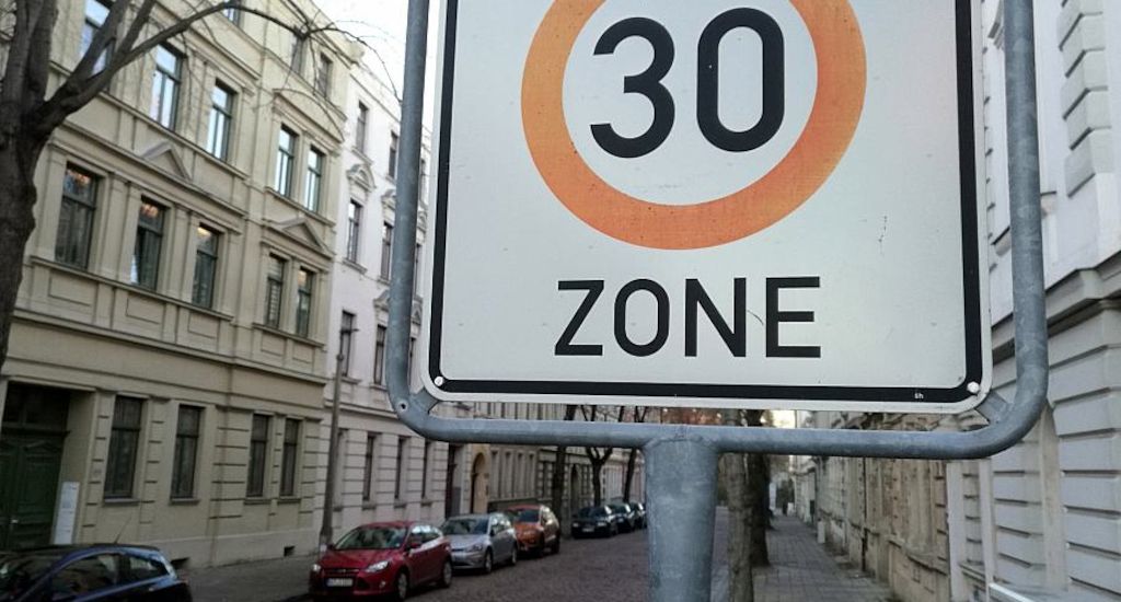 Städtetag: Kommunen sollen selbst über Tempo-30-Zonen entscheiden