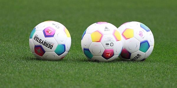 2. Bundesliga: Rostock steigt ab - Wiesbaden spielt Relegation